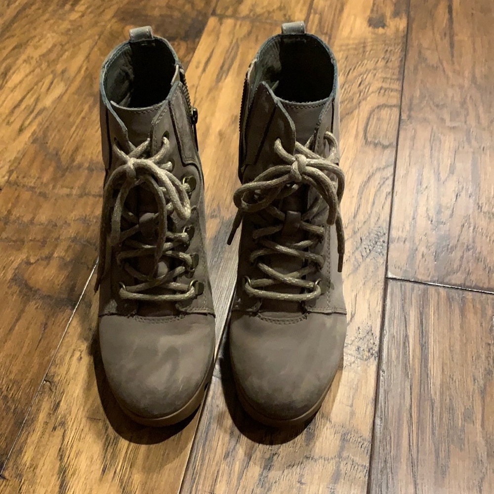 Sorel wedges
